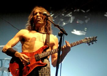 MUERE ROBERTO INIESTA