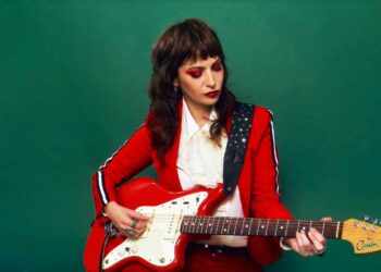 NAT SIMONS PRESENTA EL SINGLE «ALAIN DELON»