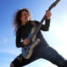 ROBERT RODRIGO ESTRENA «TAKE ME HARD»: ROCK DURO Y UN GRAN DESPLIEGUE VISUAL EN SU NUEVO VIDEOCLIP