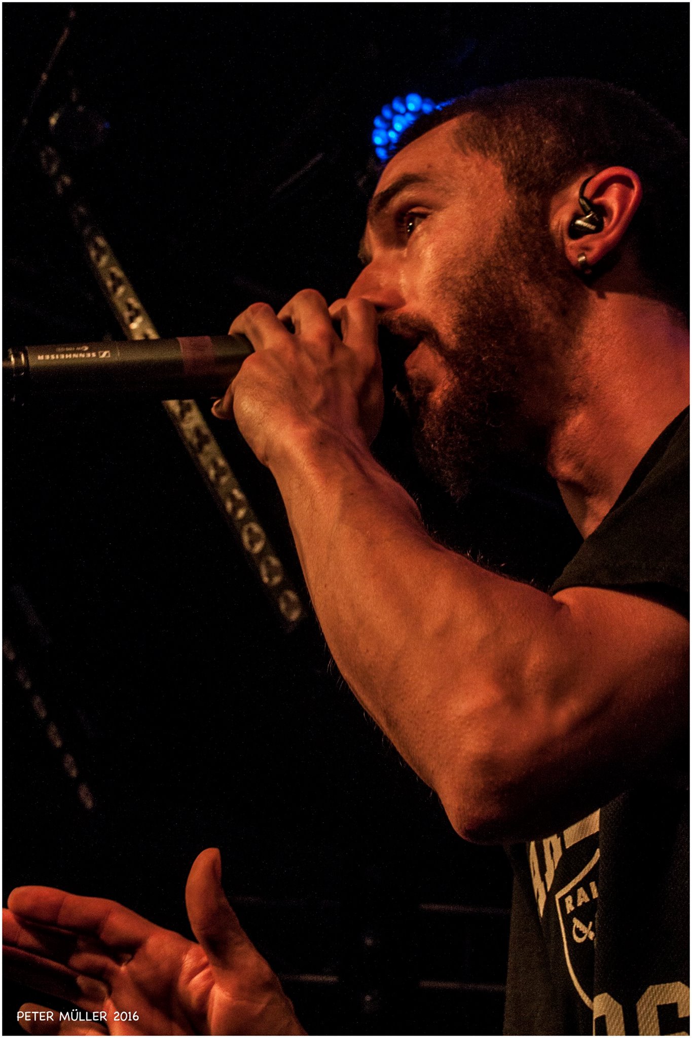 LA RAÍZ + AUXILI. SALA PENÉLOPE. MADRID