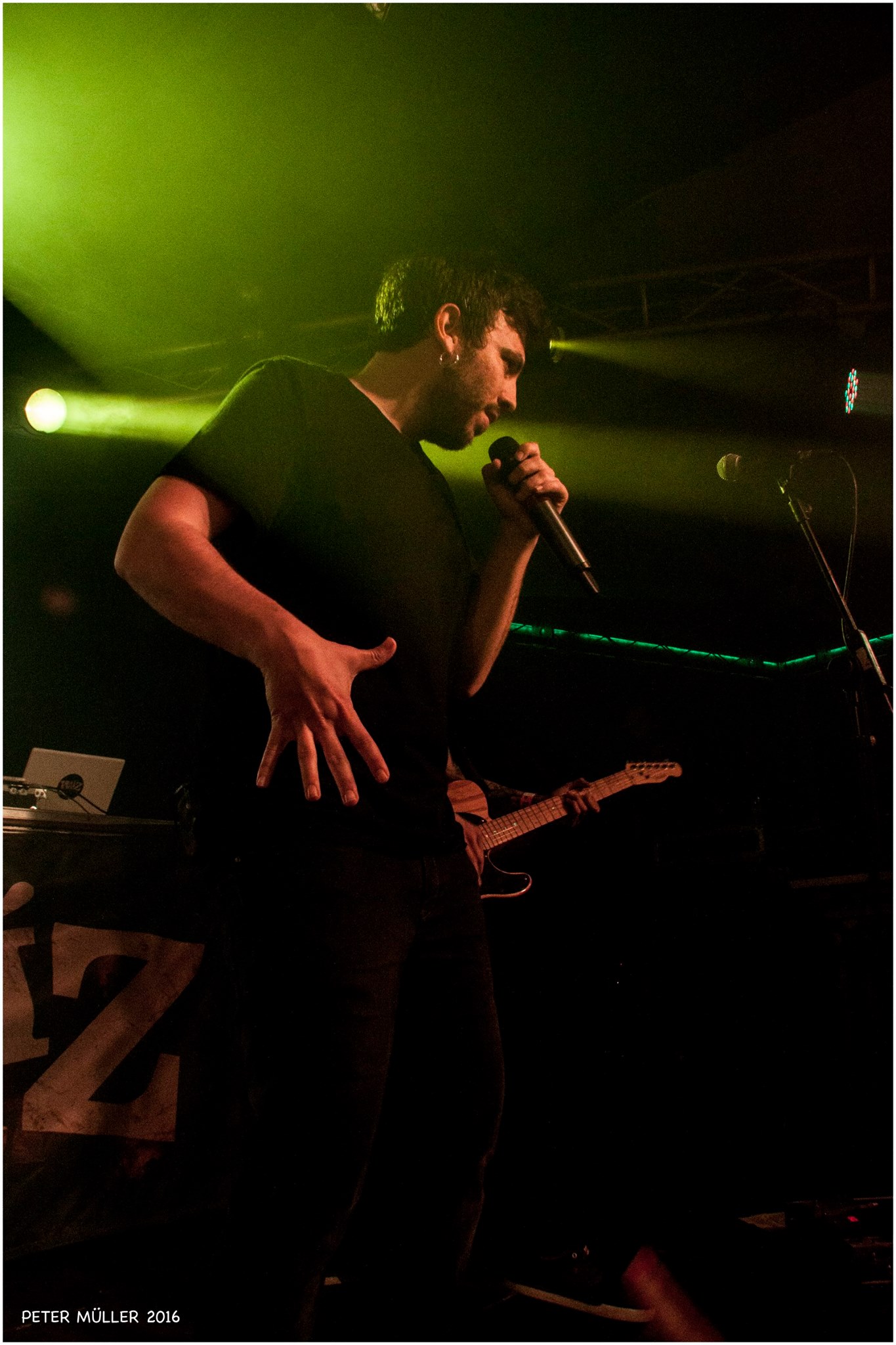 LA RAÍZ + AUXILI. SALA PENÉLOPE. MADRID