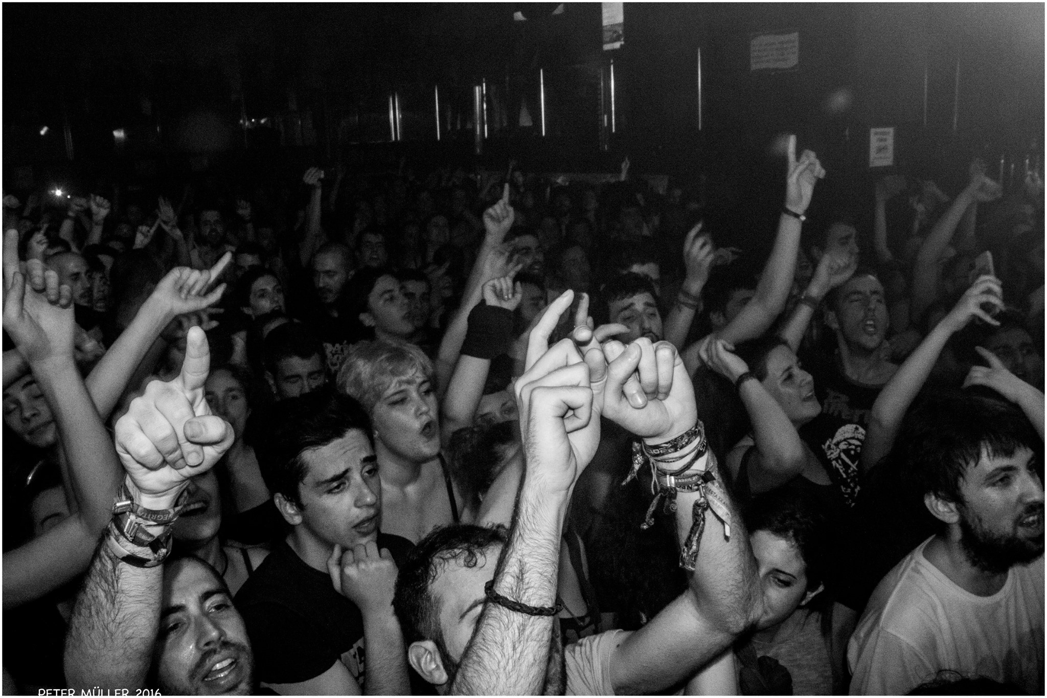 LA RAÍZ + AUXILI. SALA PENÉLOPE. MADRID