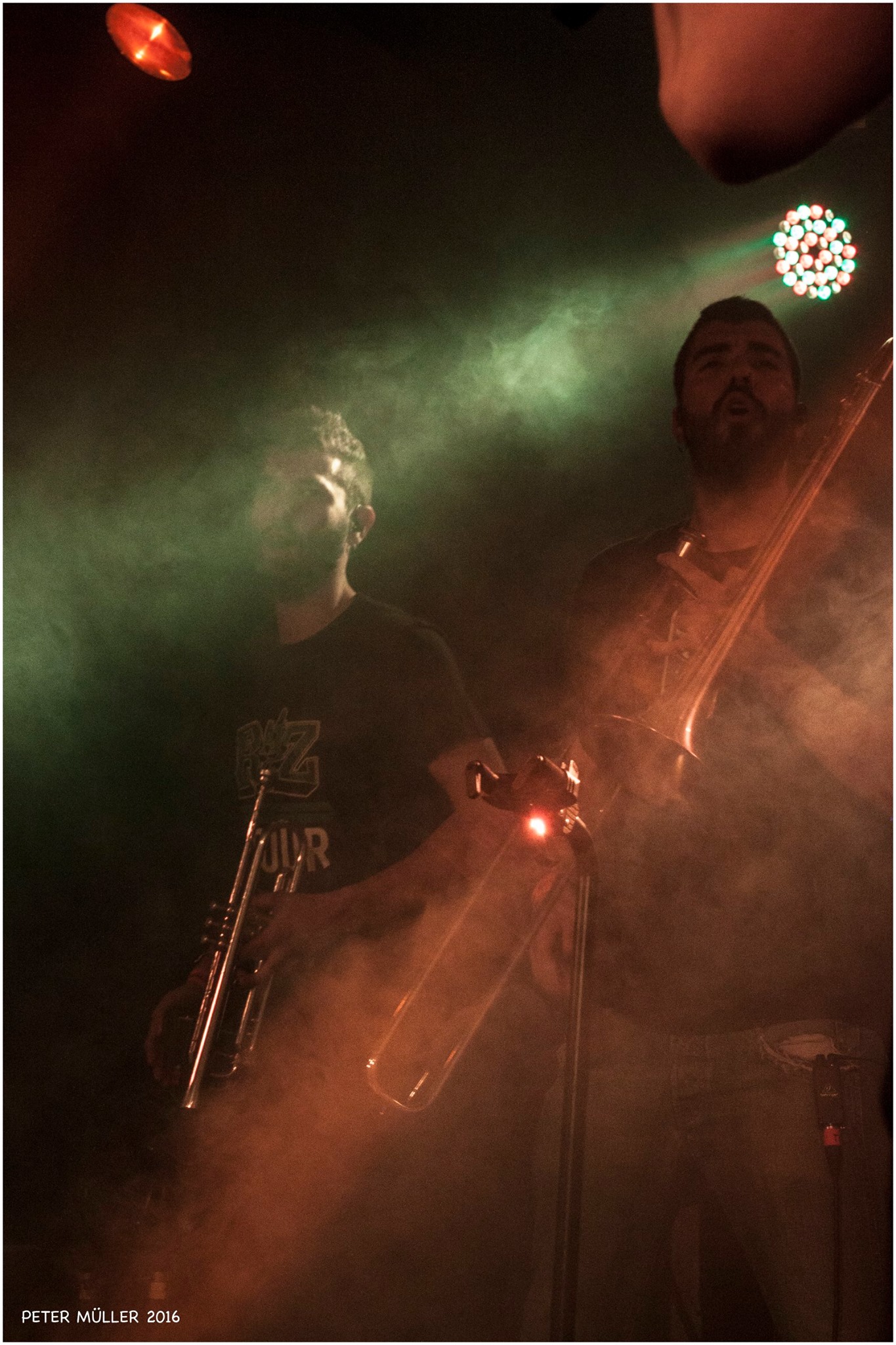 LA RAÍZ + AUXILI. SALA PENÉLOPE. MADRID