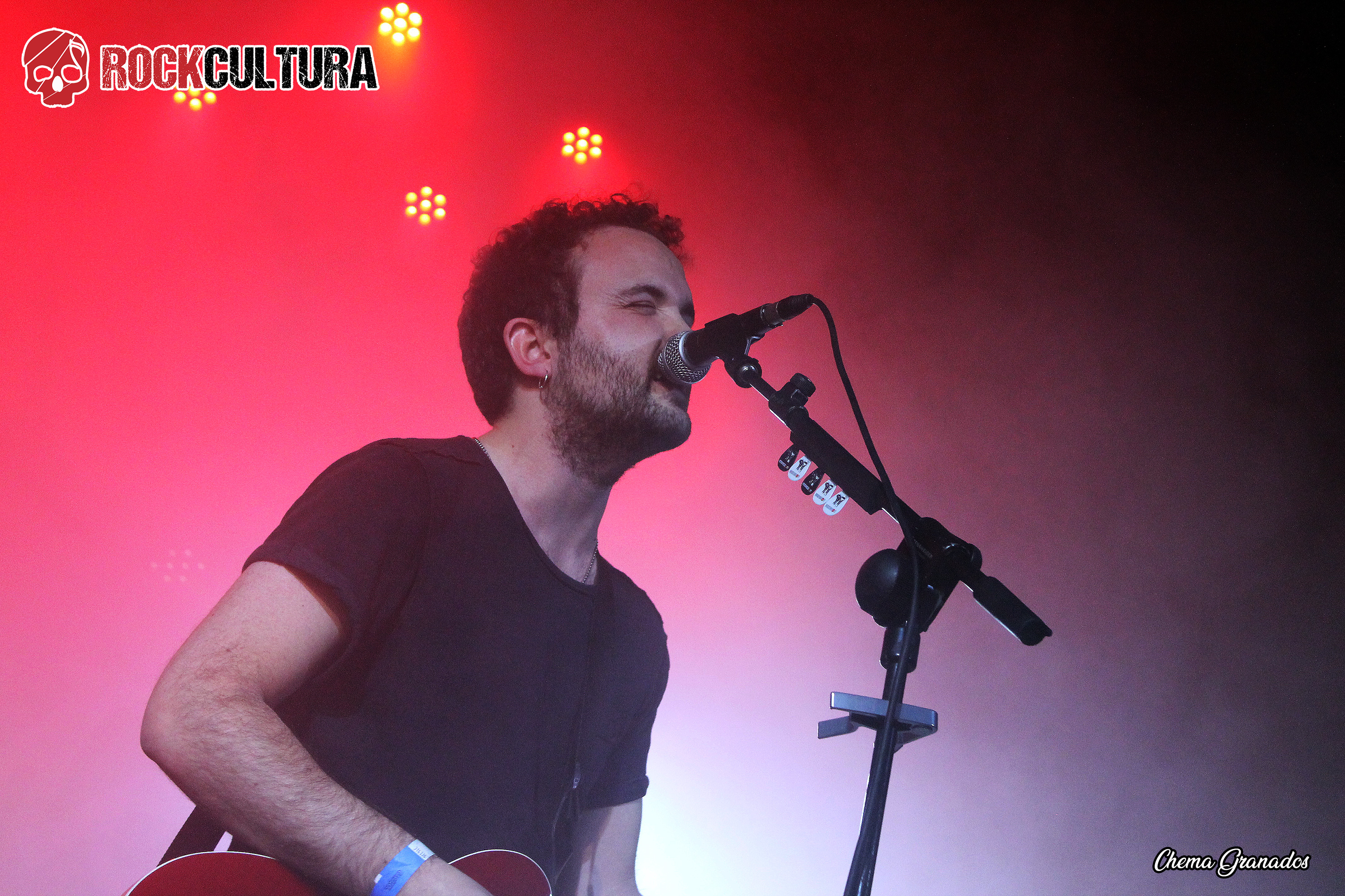 LA DESBANDADA + DISTRITO ROJO. SALA CARACOL. MADRID