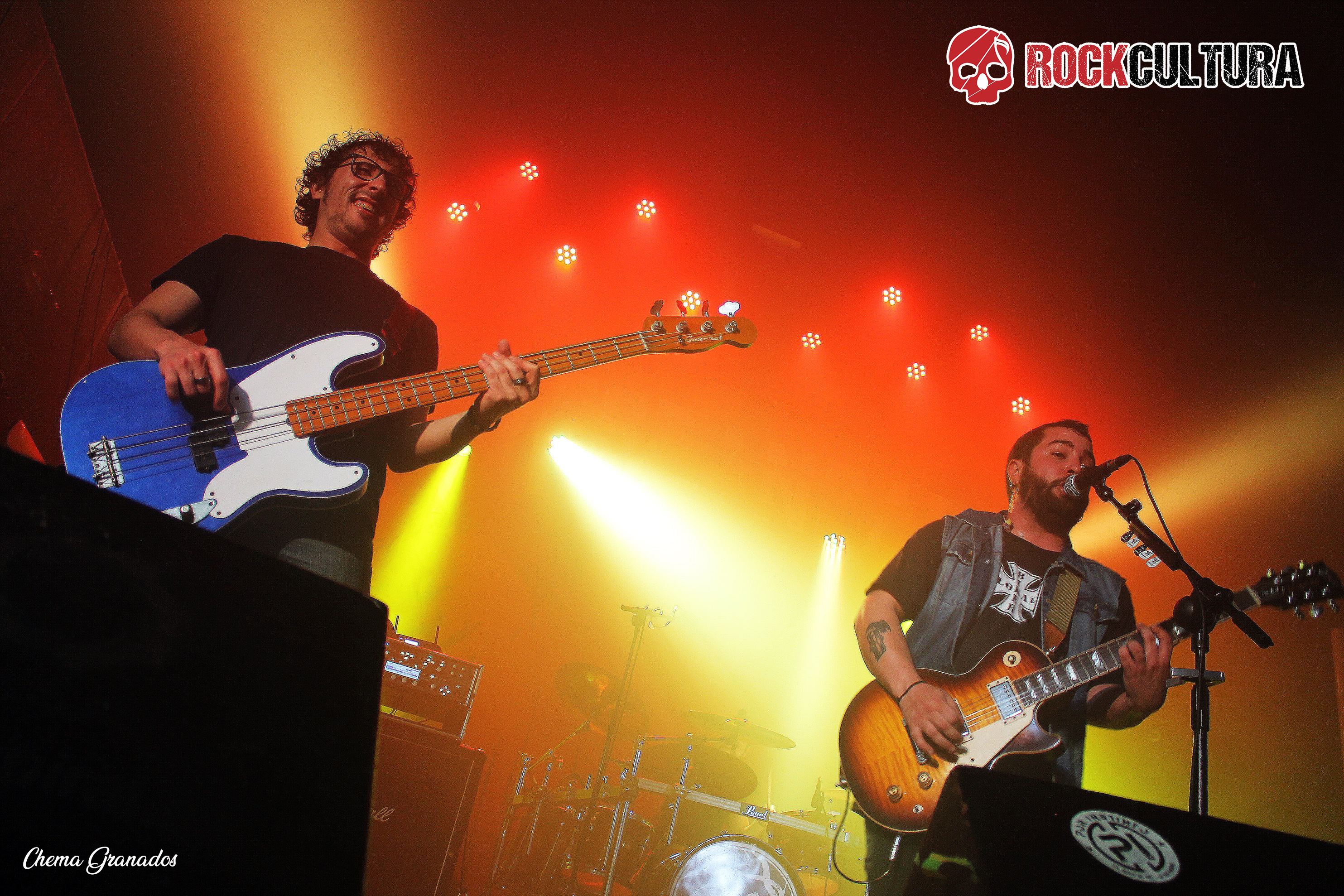 LA DESBANDADA + DISTRITO ROJO. SALA CARACOL. MADRID