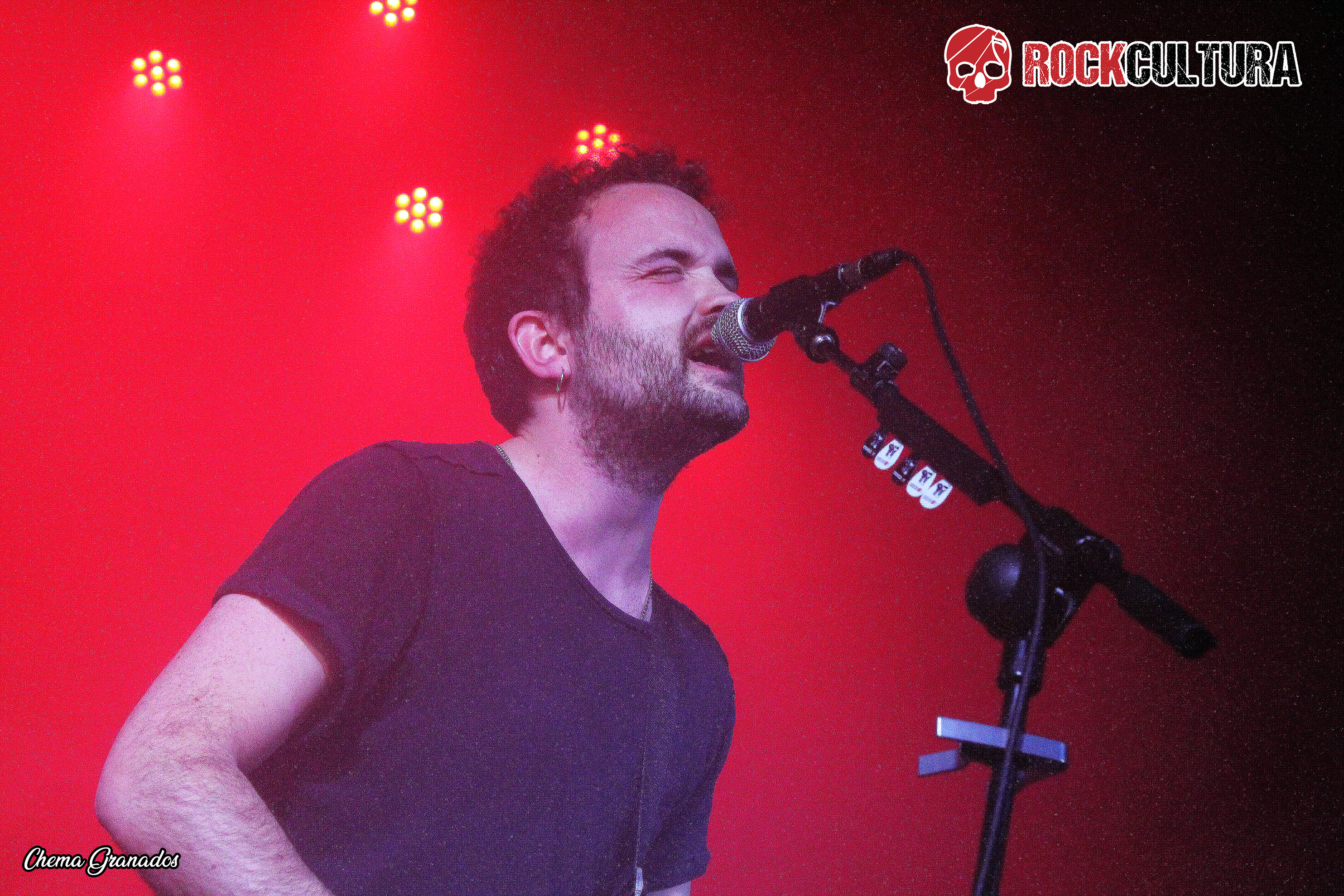 LA DESBANDADA + DISTRITO ROJO. SALA CARACOL. MADRID