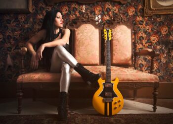 ISABEL MARCO PUBLICA SU NUEVO SINGLE «EL SABOR DE LOS SÁBADOS»