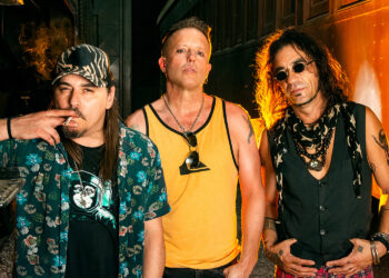 CICLONAUTAS PRESENTA SU NUEVO SINGLE «MATANDO A SUICIDA»