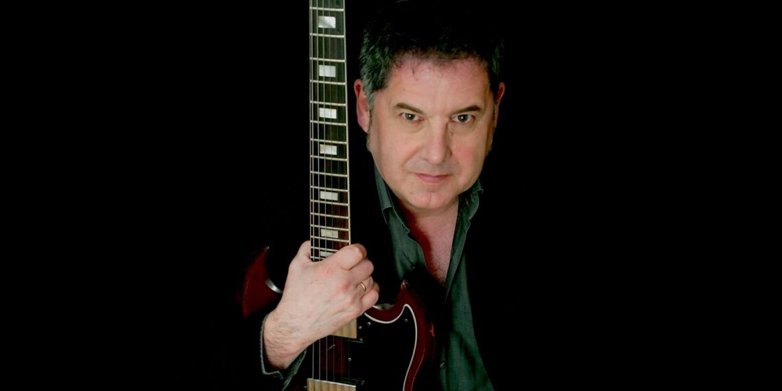 JOSÉ IGNACIO LAPIDO REEDITA «LADRIDOS DEL PERRO MÁGICO». EDICIÓN 25 ANIVERSARIO