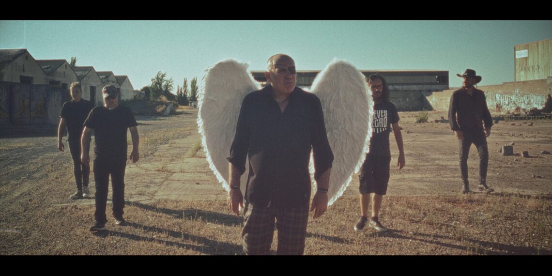 SINKOPE ESTRENA EL VIDEOCLIP «Y ME PUSE A HABLAR CONMIGO»