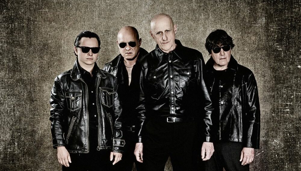 ILEGALES PUBLICAN SU NUEVO DISCO «JOVEN Y ARROGANTE»