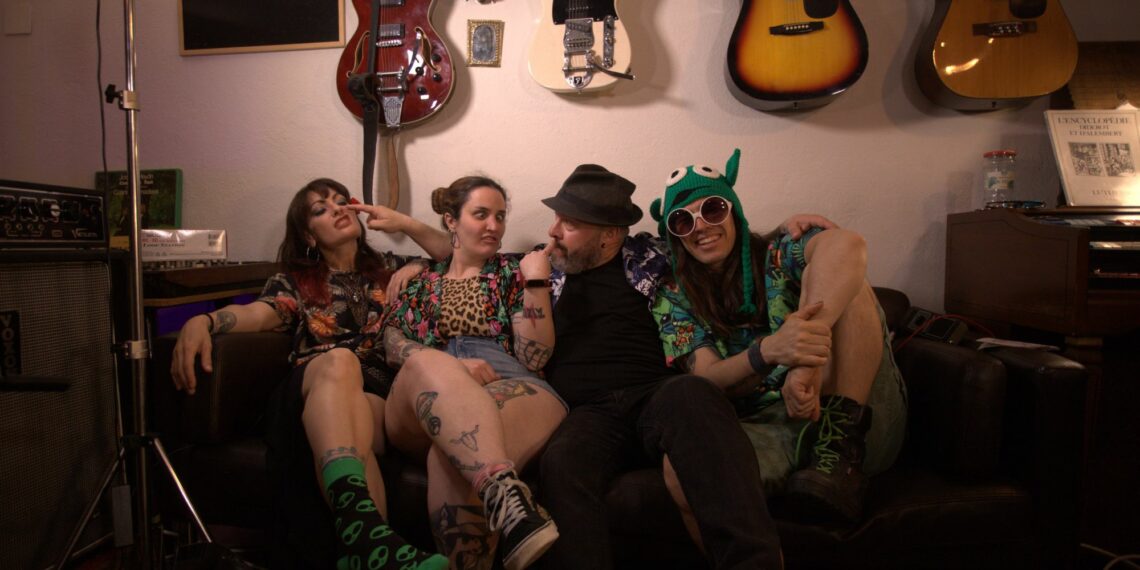 ALIEN ROCKIN ‘ EXPLOSIÓN CELEBRAN SUS DIEZ AÑOS DE ACTIVIDAD CON NUEVO VIDEOCLIP «EL CALLEJÓN»