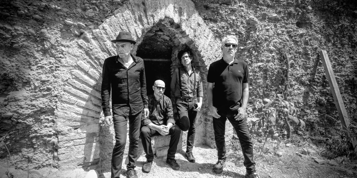 LAGARTIJA NICK PUBLICA «EL SIGNO DE LOS TIEMPOS» ADELANTO DE SU PRÓXIMO DISCO EN DIRECTO.