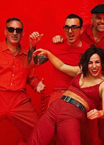 LA PERRA BLANCO LANZA SU NUEVO SINGLE «DEVIL IN MY BED»