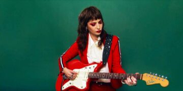 NAT SIMONS PRESENTA EL SINGLE «ALAIN DELON»