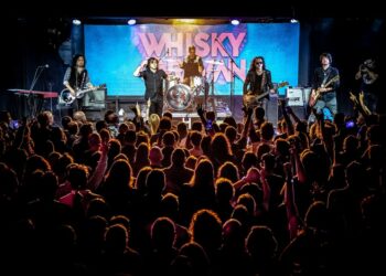 WHISKY CARAVAN ESTRENAN EL VÍDEO EN DIRECTO DE “AVENIDAS” GRABADO EN MADRID