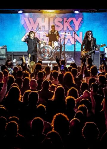 WHISKY CARAVAN ESTRENAN EL VÍDEO EN DIRECTO DE “AVENIDAS” GRABADO EN MADRID