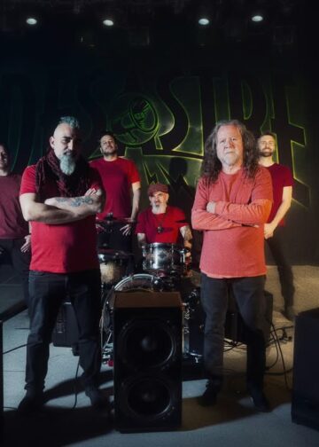 DESASTRE ADAPTAN AL PUNK ROCK EL MÍTICO TEMA «WAKE ME UP»